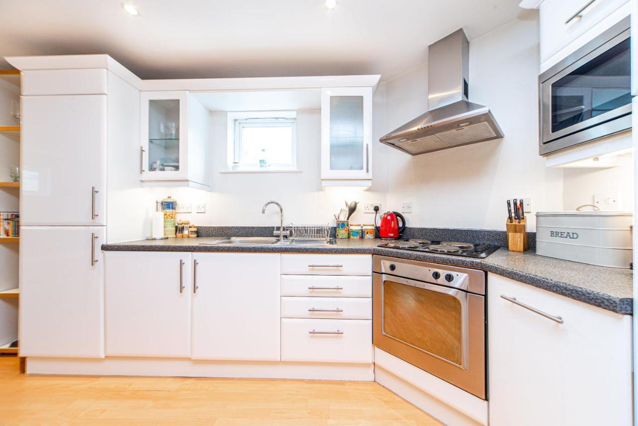 Pass The Keys Delightful Apartment Close To River In Se16 London Exterior foto
